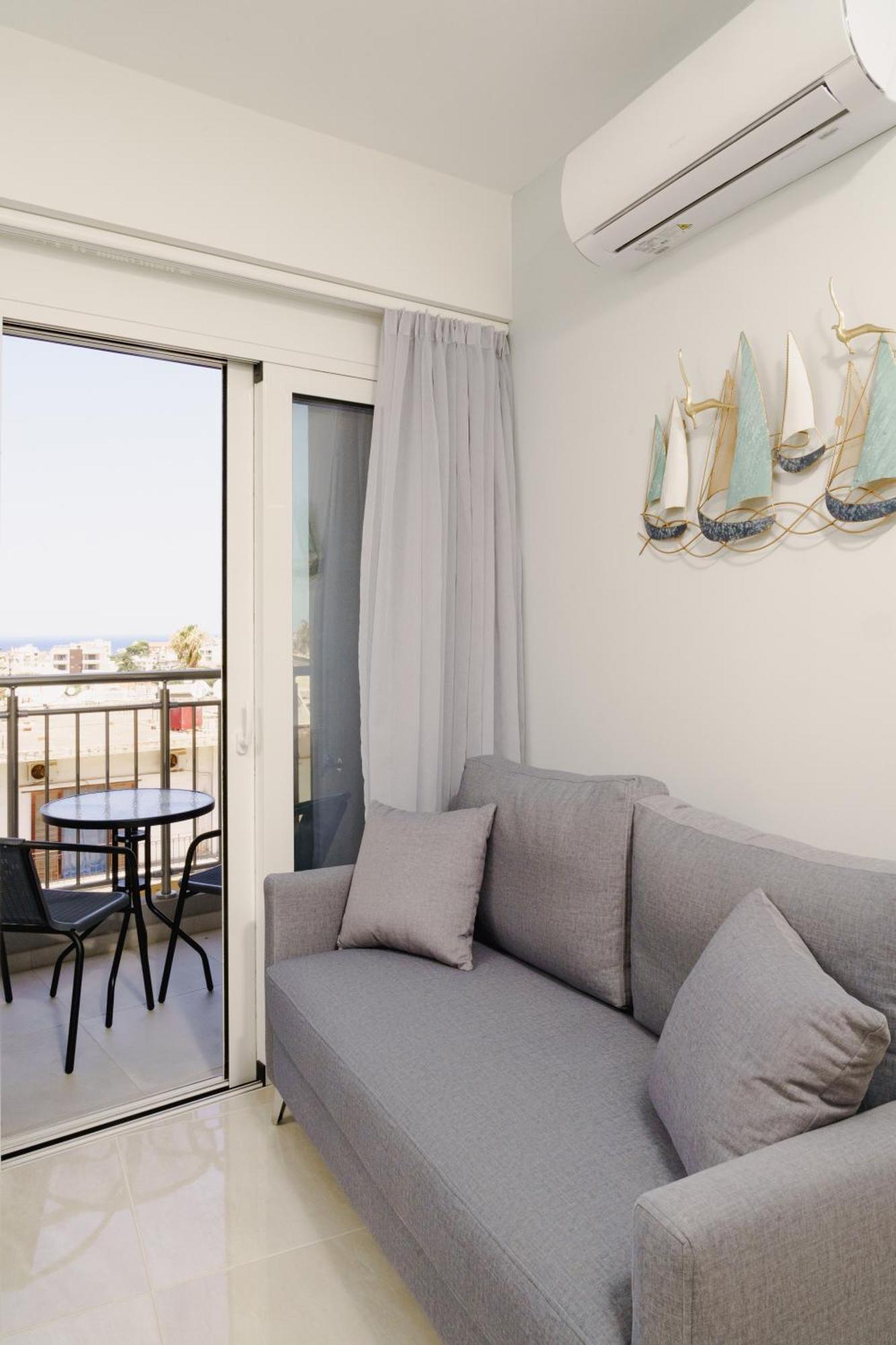 Edel Luxury Apartments Hriszí Aktí Haniá Kültér fotó
