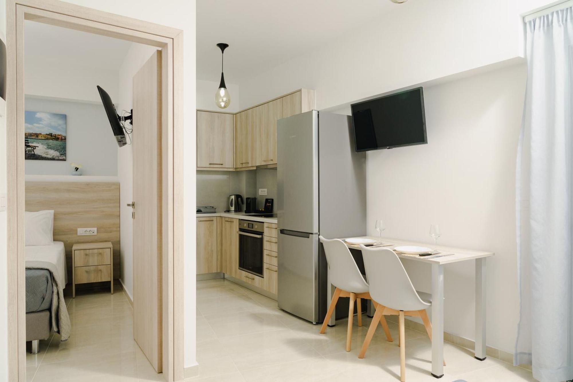 Edel Luxury Apartments Hriszí Aktí Haniá Kültér fotó