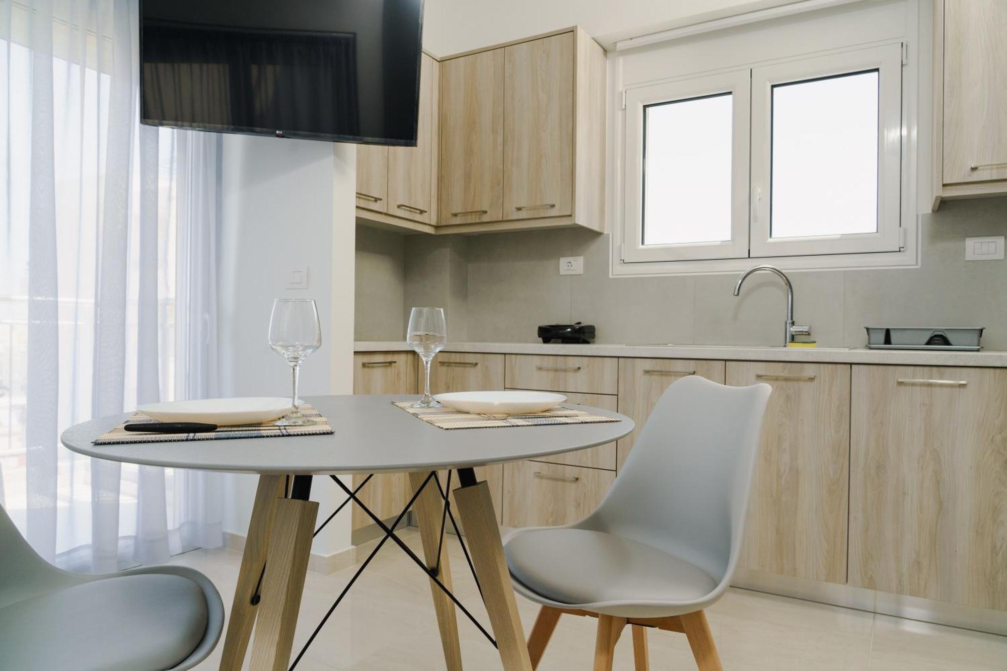 Edel Luxury Apartments Hriszí Aktí Haniá Kültér fotó