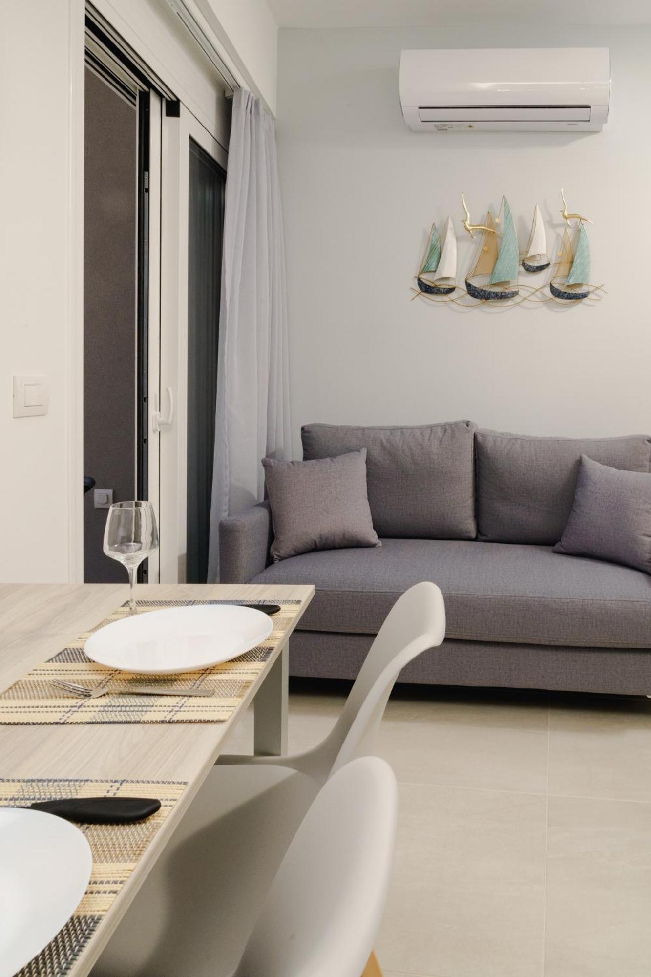 Edel Luxury Apartments Hriszí Aktí Haniá Kültér fotó