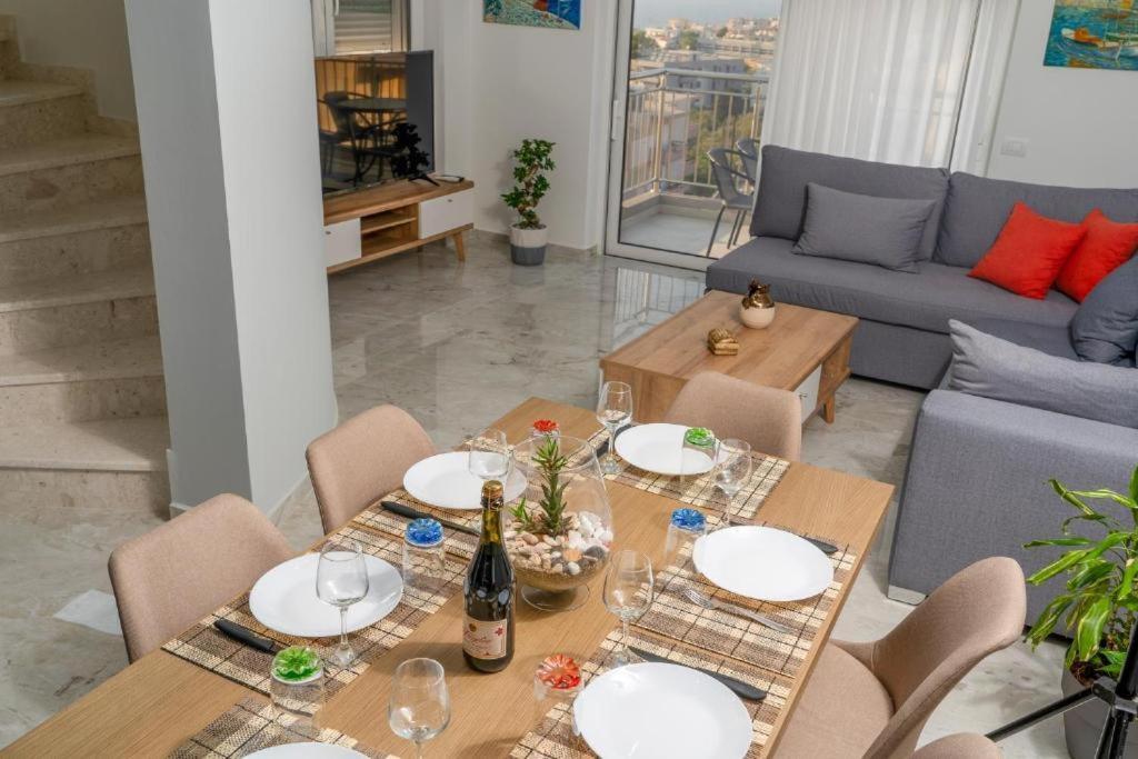 Edel Luxury Apartments Hriszí Aktí Haniá Kültér fotó