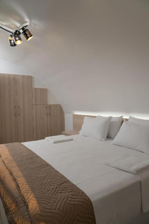 Edel Luxury Apartments Hriszí Aktí Haniá Kültér fotó